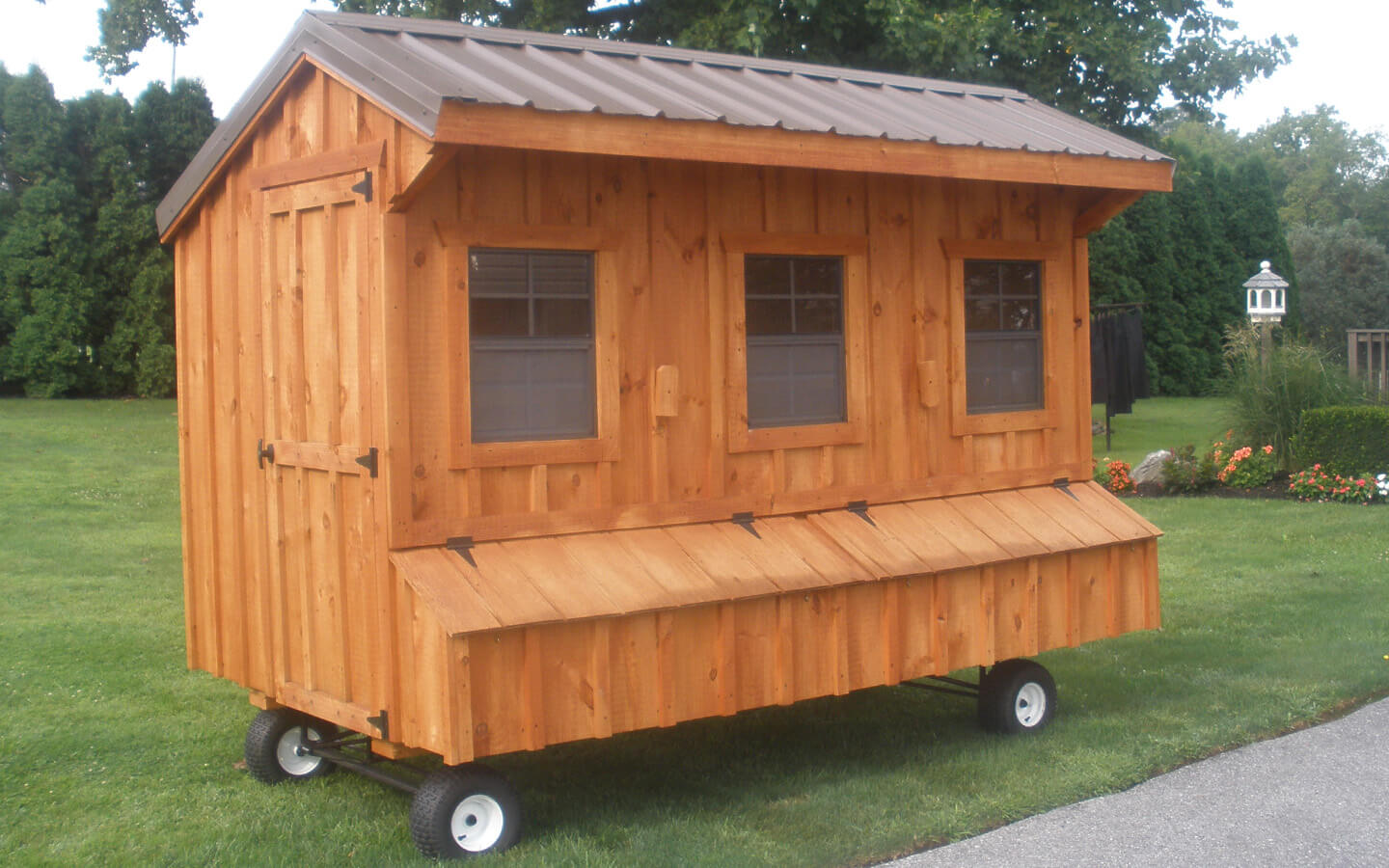 Amish Chicken Coop &amp; Horse Barn Builders in Lancaster 